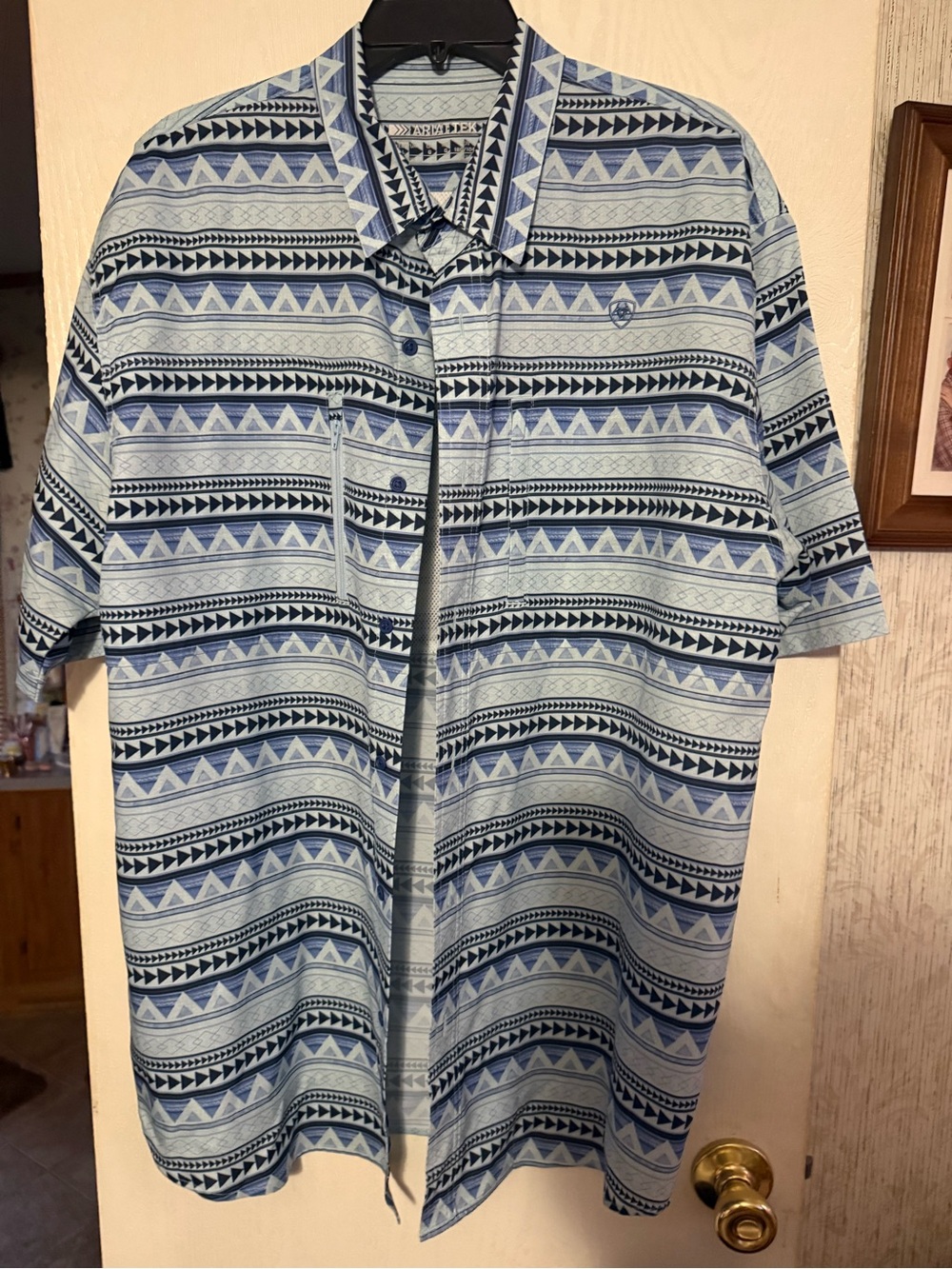 Ariat Light Blue and Navy Geometric Short-Sleeve Button-Down Shirt